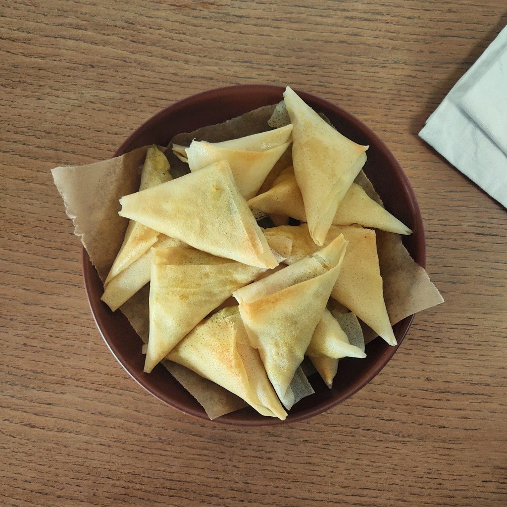 Recette de samoussas au poulet et au curry